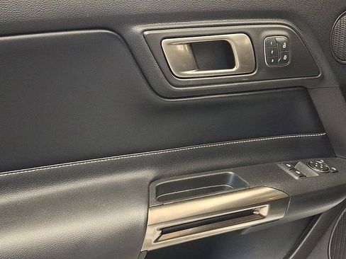 Certified 2021 Ford Mustang Shelby GT500 w/ Technology Package RWD image 6