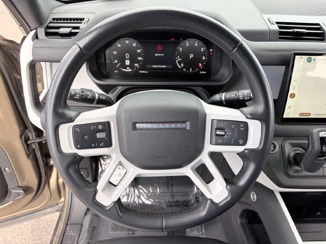 Used 2025 Land Rover Defender 110 S AWD/4WD image 10