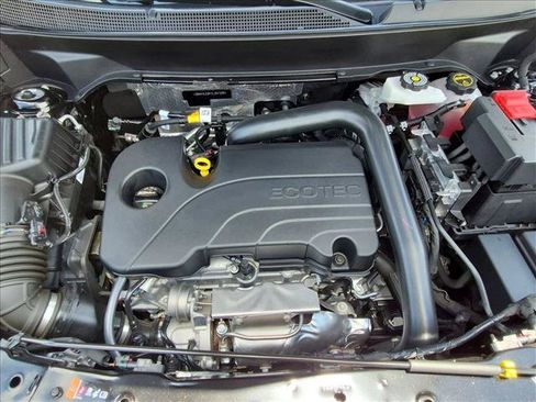 Used 2026 Chevrolet Equinox RS w/ Convenience Package III FWD image 9