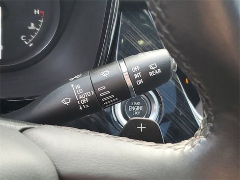 Used 2022 Cadillac XT6 Premium Luxury w/ Technology Package image 13