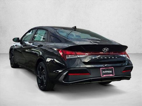 New 2026 Hyundai Elantra Sport FWD image 9