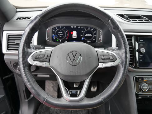 Used 2022 Volkswagen Atlas Cross Sport SEL R-Line image 26