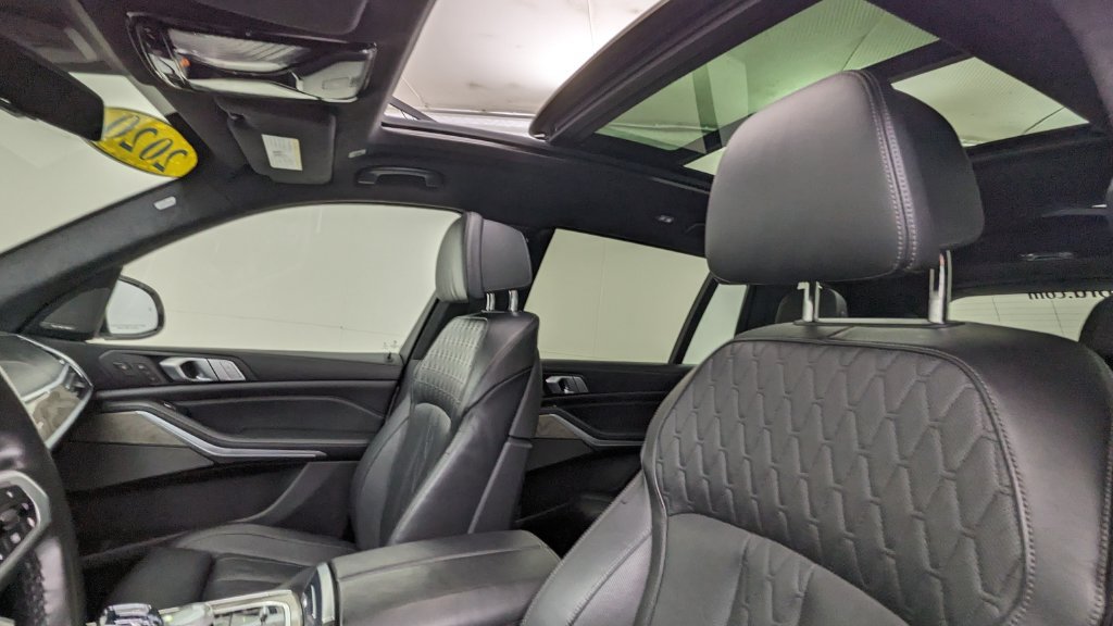 Used 2020 BMW X7 M50i AWD/4WD image 3