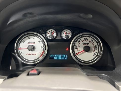 Used 2009 Ford Focus SEL image 22