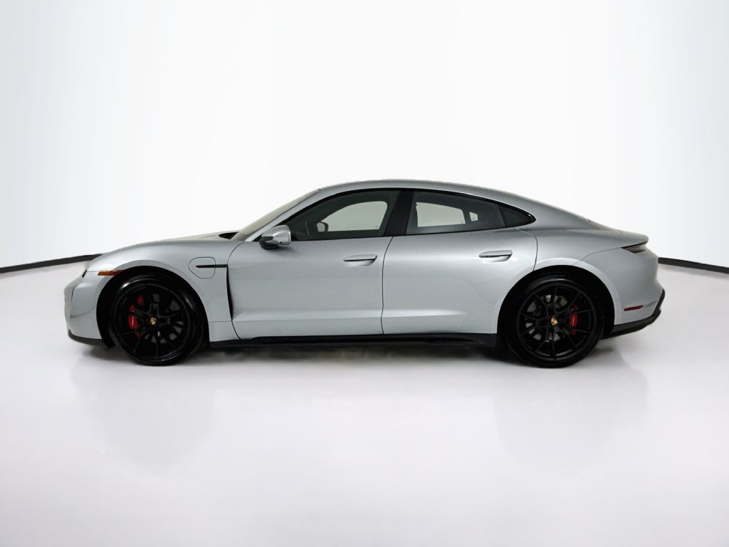 Certified 2024 Porsche Taycan GTS AWD/4WD image 2