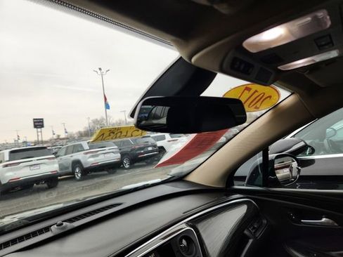 Used 2017 Buick Envision Essence image 14