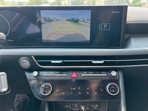 Used 2024 Hyundai Sonata SEL w/ Convenience Package FWD image 8