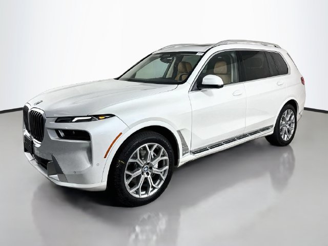 Used 2027 BMW X7 xDrive40i AWD/4WD image 4
