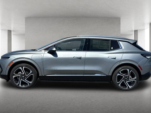 New 2026 Chevrolet Equinox EV LT w/ Convenience Package II FWD image 7