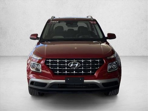 Used 2025 Hyundai Venue SEL FWD image 7