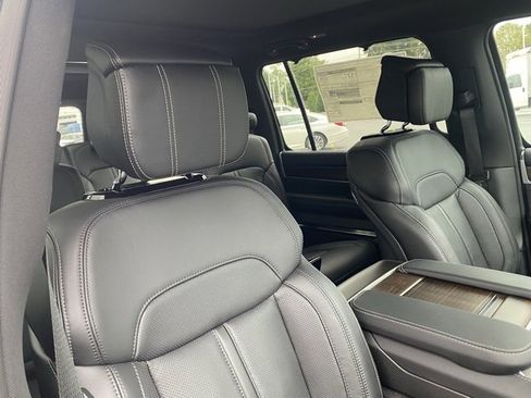 New 2024 Jeep Grand Wagoneer Series I w/ HD Trailer Tow Package image 31