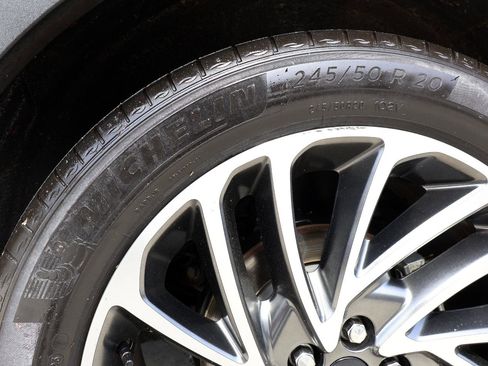 Used 2019 Lincoln Nautilus Reserve image 29