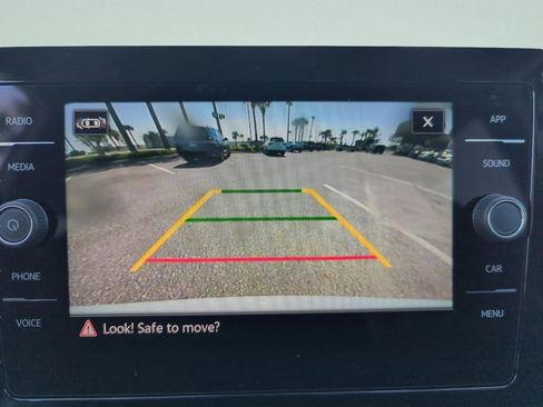 New 2026 Volkswagen Taos SE image 35