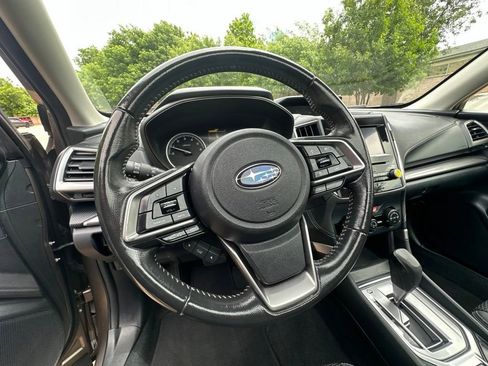 Used 2022 Subaru Forester Premium AWD/4WD image 20