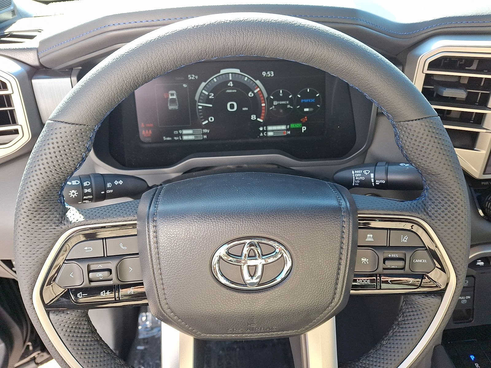 New 2026 Toyota Tundra Platinum AWD/4WD image 17