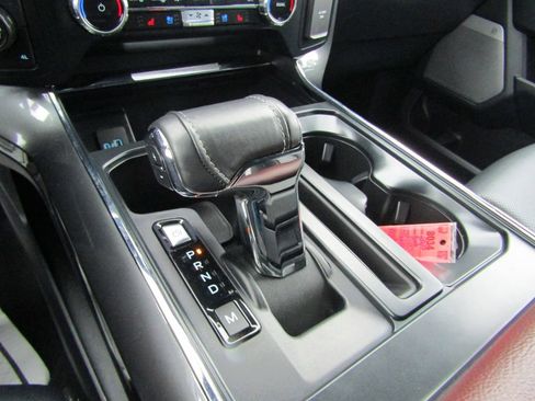 Used 2023 Ford F150 Lariat image 37