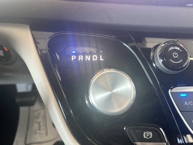 Used 2022 Chrysler Pacifica Touring-L FWD image 22