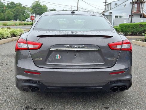 Certified 2018 Maserati Ghibli S GranSport Q4 image 5