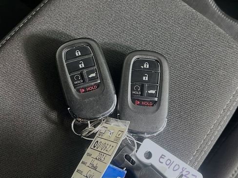Used 2025 Honda Civic Sport image 33