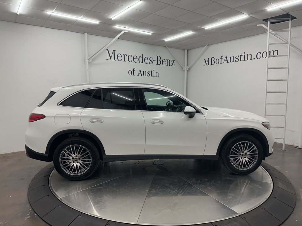 Used 2026 Mercedes-Benz GLC 300 image 8