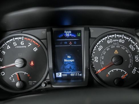 Used 2022 Toyota Tacoma SR AWD/4WD image 20
