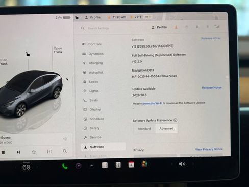 Used 2023 Tesla Model Y Long Range AWD/4WD image 31