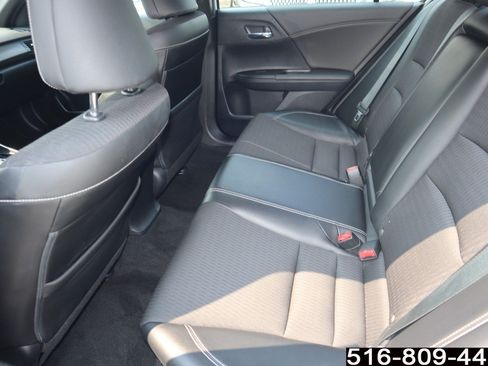 Used 2016 Honda Accord Sport image 17