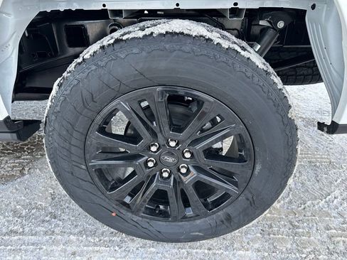 New 2025 Ford F150 Platinum image 9