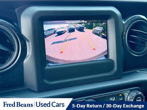Used 2022 Jeep Wrangler Unlimited Sport AWD/4WD image 15