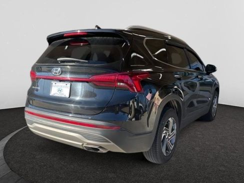 Used 2023 Hyundai Santa Fe SEL image 3