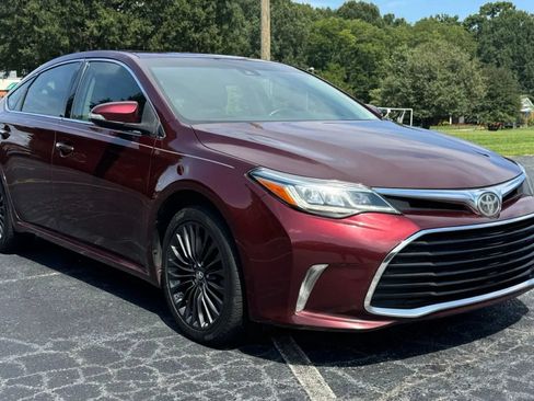 Used 2018 Toyota Avalon Touring FWD image 10