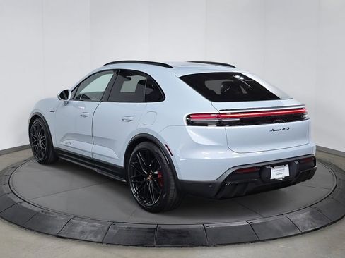 New 2026 Porsche Macan GTS Electric image 3