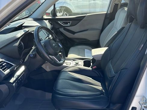 Used 2021 Subaru Forester Premium image 7