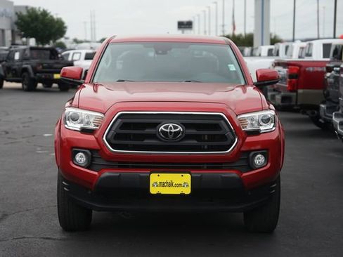 Used 2021 Toyota Tacoma SR5 RWD image 3