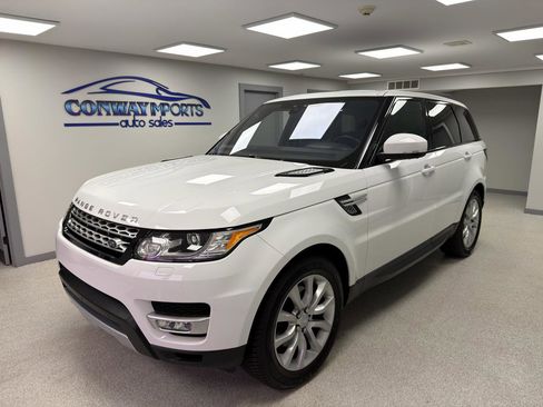 Used 2017 Land Rover Range Rover Sport HSE AWD/4WD image 2