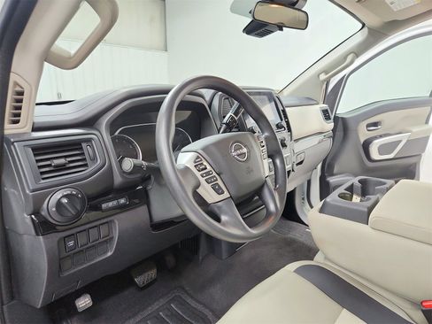 Used 2023 Nissan Titan SV w/ Accessory Utility Package image 18