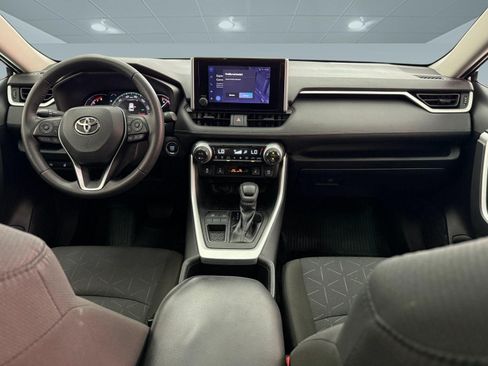 Used 2023 Toyota RAV4 XLE w/ Convenience Package FWD image 12