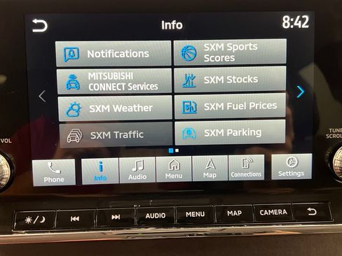 Used 2024 Mitsubishi Outlander SE AWD/4WD image 65