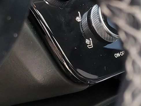 Used 2022 INFINITI QX60 Sensory w/ Cargo Package FWD image 12