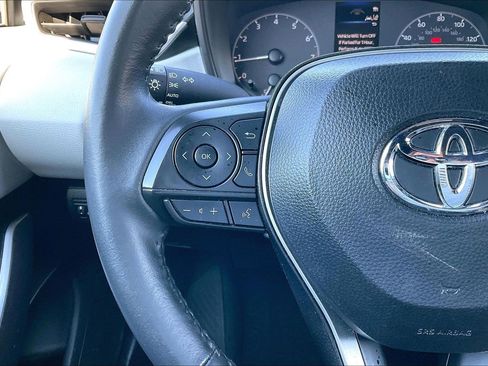 Used 2024 Toyota Corolla SE image 11