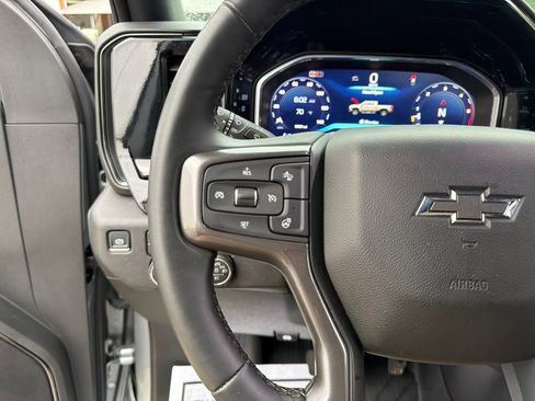 Used 2026 Chevrolet Silverado 2500 ZR2 AWD/4WD image 33