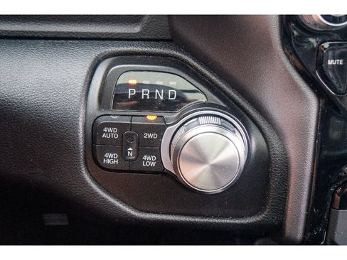 Used 2022 RAM 1500 Laramie AWD/4WD image 27