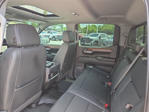 Used 2023 GMC Sierra 1500 Denali w/ Technology Package AWD/4WD image 20