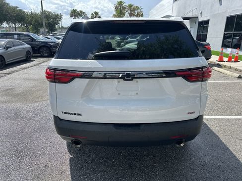 Used 2023 Chevrolet Traverse RS FWD image 7