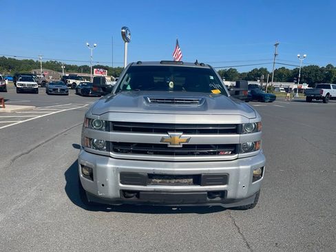 Used 2018 Chevrolet Silverado 2500 LT w/ LT Fleet Convenience Package AWD/4WD image 5
