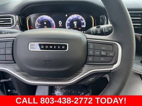 Used 2023 Jeep Wagoneer Series III w/ Premium Group I AWD/4WD image 22
