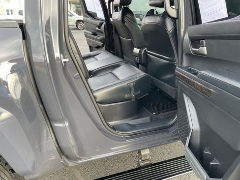 Used 2024 Toyota Tacoma Limited w/ Limited Package (LT) image 13