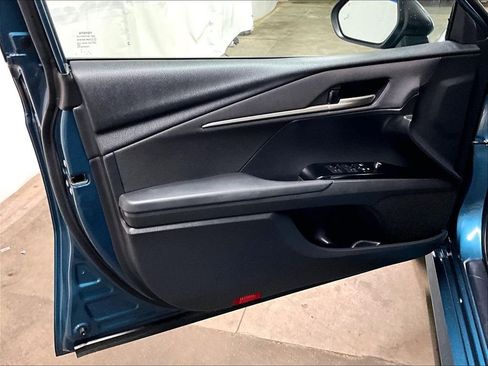 Used 2025 Toyota Camry LE FWD image 9