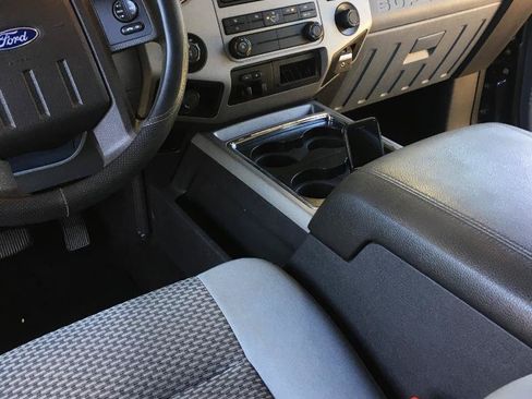 Used 2016 Ford F250 XLT w/ XLT Value Package AWD/4WD image 19