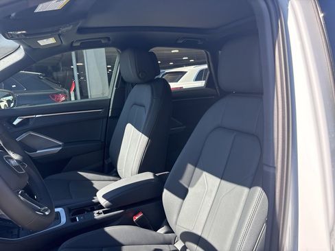 Used 2025 Audi Q3 2.0T Premium image 13